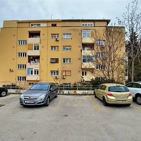Laviani - *